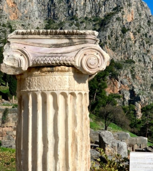 Column Greek ruin